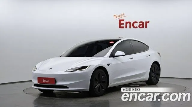 Tesla Model 3 Long Range AWD