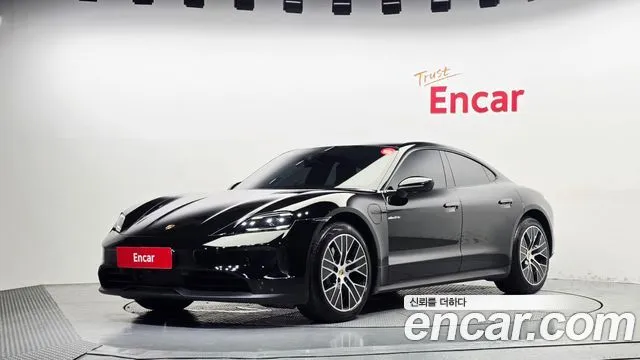 Porsche Taycan Base 4