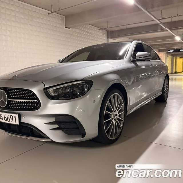Mercedes-Benz E-Class E350 4MATIC AMG Line