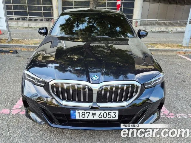 BMW 5-Series 530e M Sport
