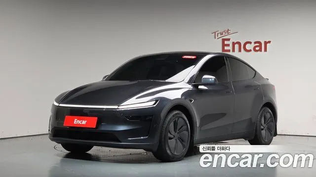 Tesla Model Y RWD