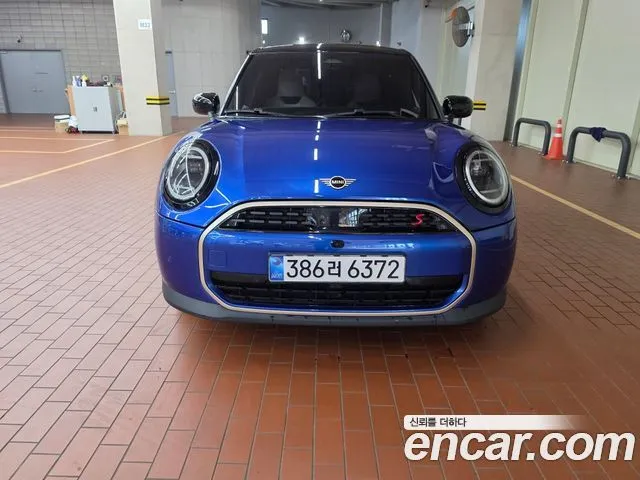 Mini Cooper 5 Door Favoured