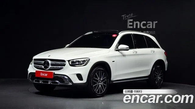 Mercedes-Benz GLC-Class GLC300e 4MATIC