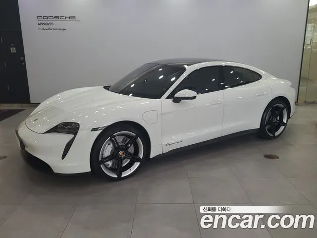 Porsche Taycan 4S