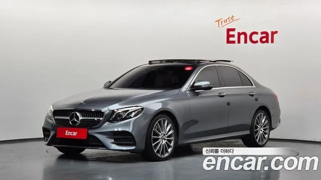 Mercedes-Benz E-Class E300 4MATIC AMG Line