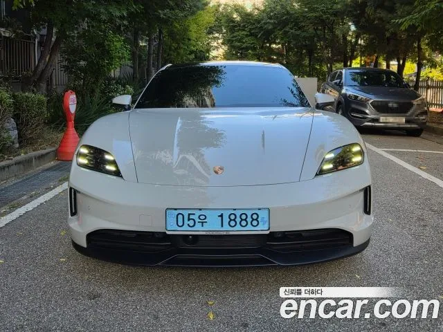Porsche Taycan 4S