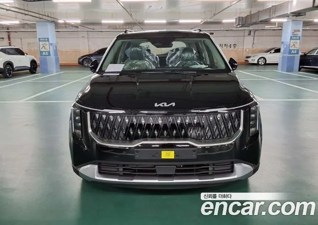 Kia Canival HEV 9 seater Prestige