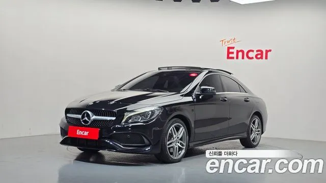 Mercedes-Benz CLA-Class CLA220 AMG Line