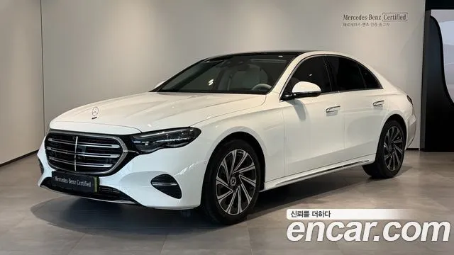 Mercedes-Benz E-Class E300 4MATIC Exclusive