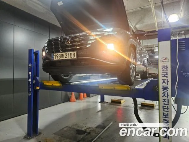 Hyundai Tucson Premium 2WD