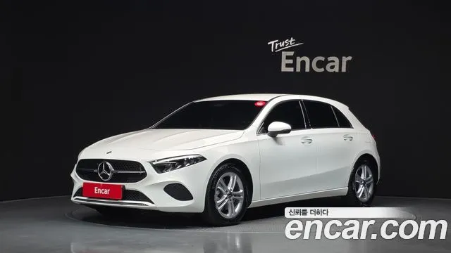 Mercedes-Benz A-Class A220 Hatchback