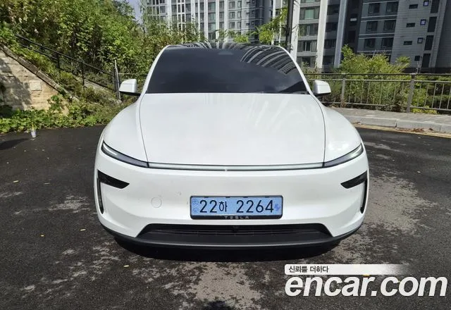 Tesla Model Y Premium RWD