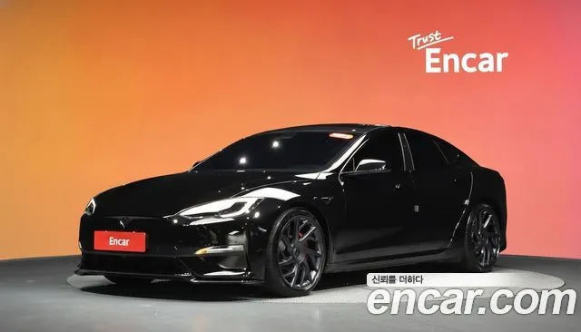 Tesla Model S Plaid