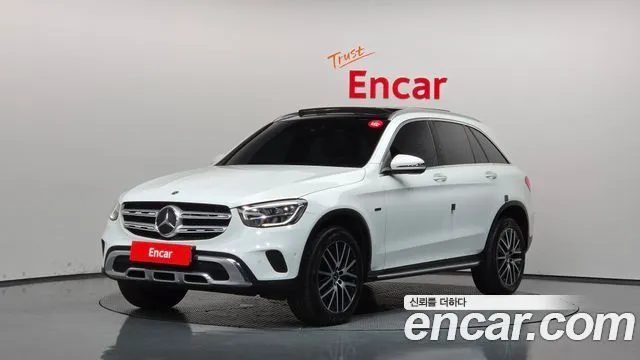 Mercedes-Benz GLC-Class GLC300e 4MATIC
