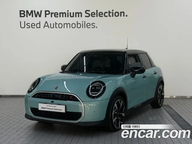 Mini Cooper 5 Door Favoured