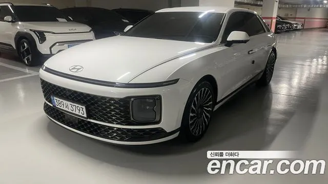 Hyundai Grandeur Calligraphy
