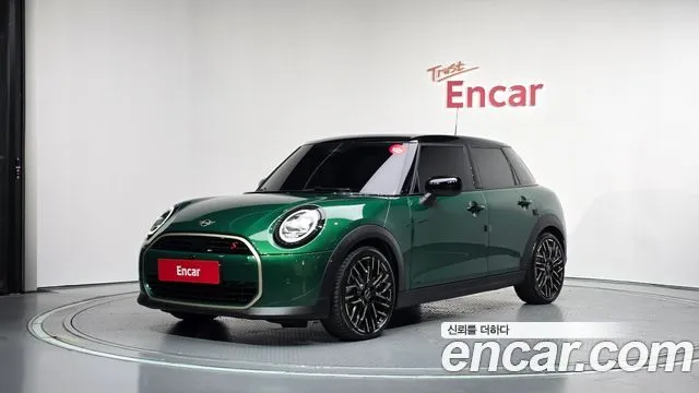 Mini Cooper 5 Door Favoured