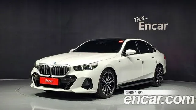 BMW 5-Series 530i xDrive M Sport