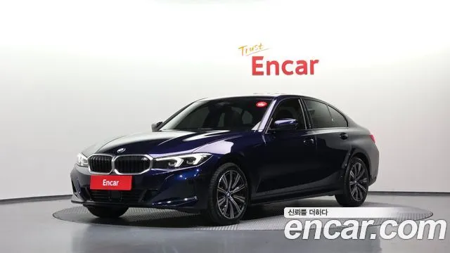 BMW 3-Series 320i