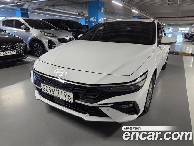 Hyundai AVANTE 1.6 LPi (Rent car)