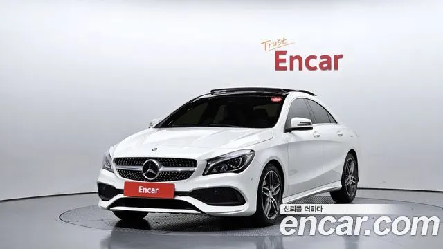 Mercedes-Benz CLA-Class CLA220 AMG Line