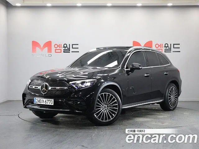 Mercedes-Benz GLC-Class GLC300 4MATIC AMG Line