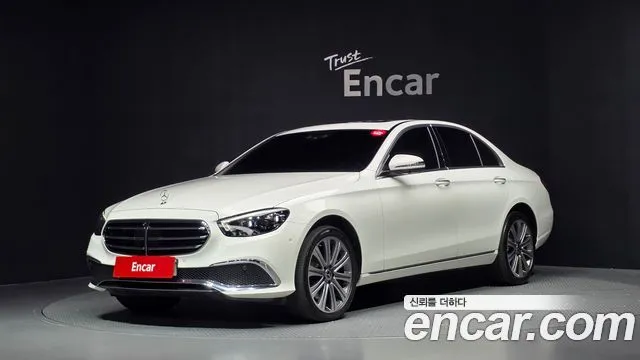 Mercedes-Benz E-Class E350 4MATIC Exclusive