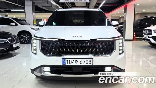 Kia Canival HEV 9seater Signature
