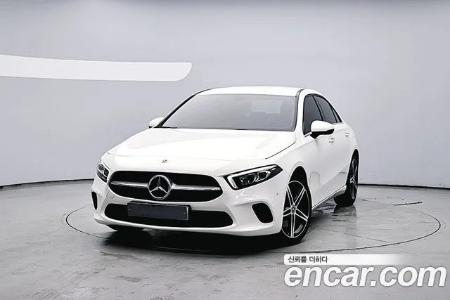 Mercedes-Benz A-Class A250 4MATIC Sedan