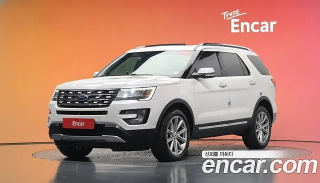 Ford Explorer 2.3 Limited 4WD