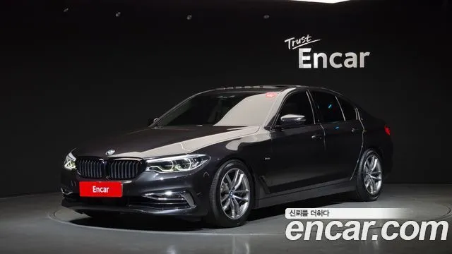 BMW 5-Series 530i xDrive Luxury Plus