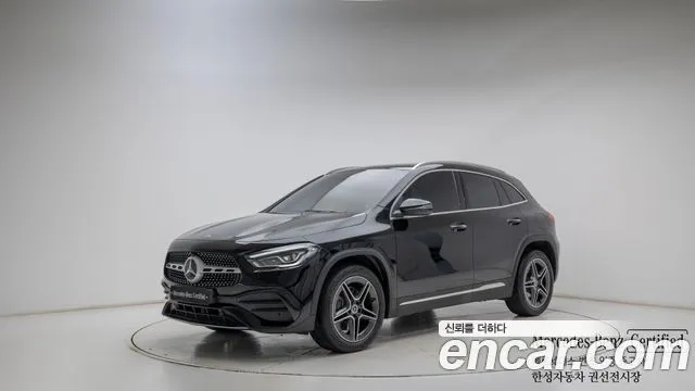 Mercedes-Benz GLA-Class GLA250 4MATIC