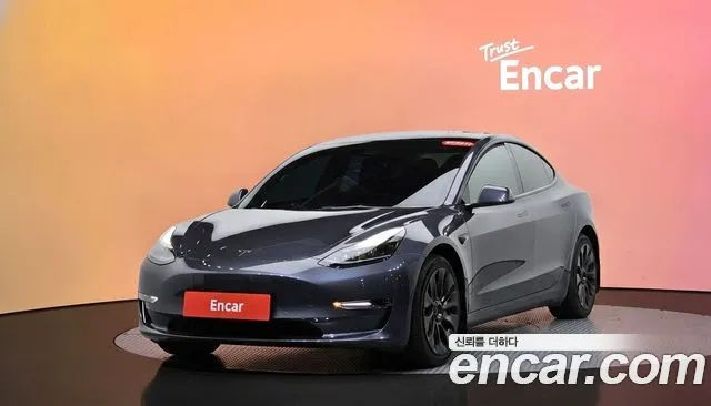 Tesla Model 3 Long Range AWD