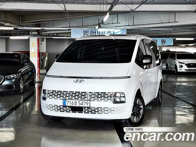 Hyundai Staria HEV 1.6 Tourer 11-Seater