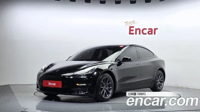 Tesla Model 3 Long Range AWD
