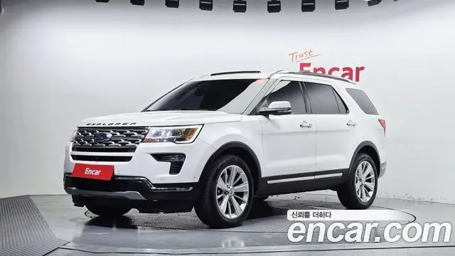 Ford Explorer 2.3 Limited 4WD