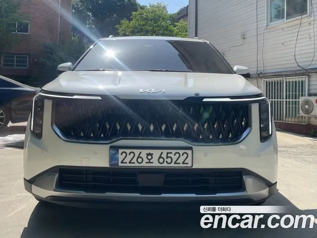 Kia Canival HEV 9 seater Prestige