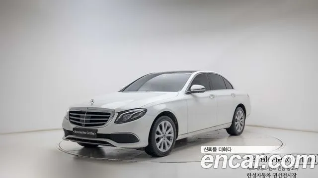 Mercedes-Benz E-Class E300 4MATIC Exclusive