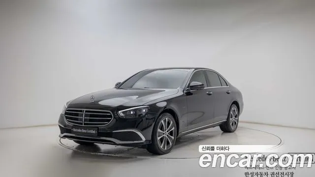 Mercedes-Benz E-Class E300e 4MATIC Exclusive