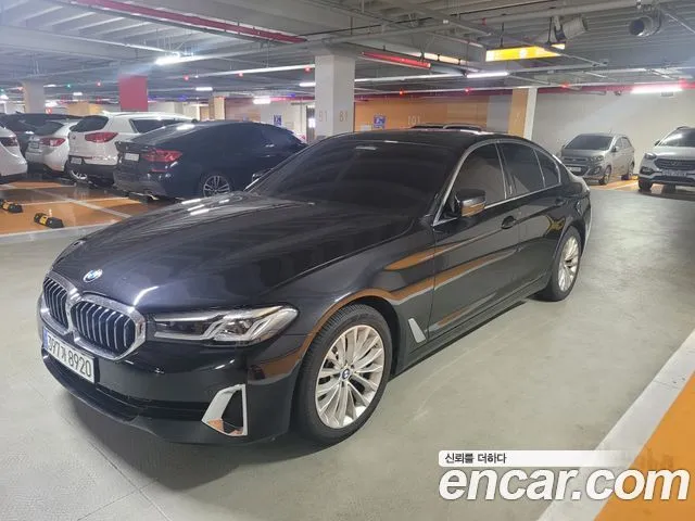 BMW 5-Series 530i Luxury
