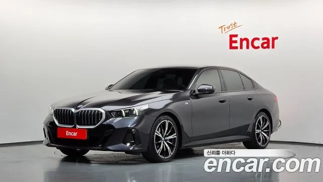 BMW 5-Series 530i xDrive M Sport