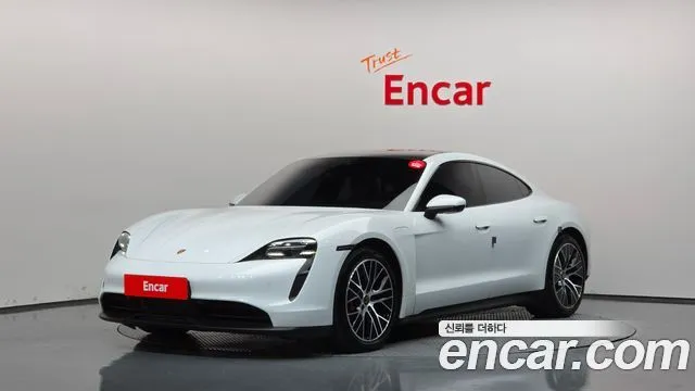 Porsche Taycan 4S