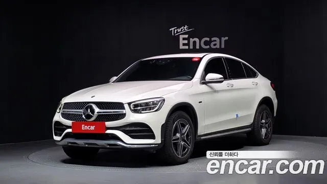 Mercedes-Benz GLC-Class GLC300e 4MATIC Coupe