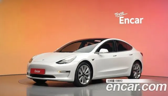 Tesla Model 3 Long Range AWD