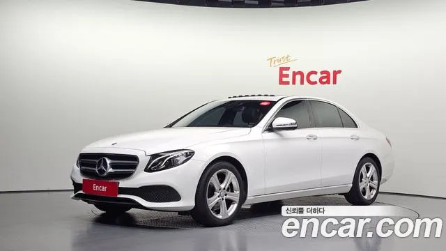 Mercedes-Benz E-Class E200 Avantgarde