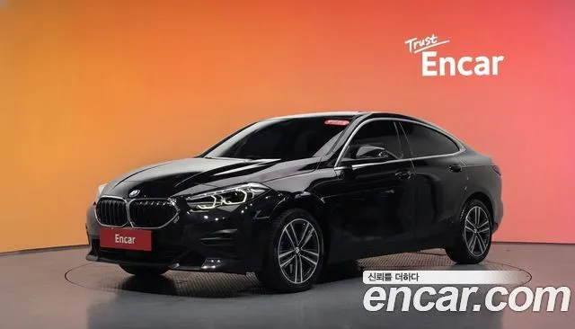 BMW 2-Series 220i Advantage