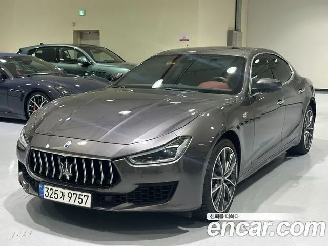 Maserati Ghibli 2.0 GT
