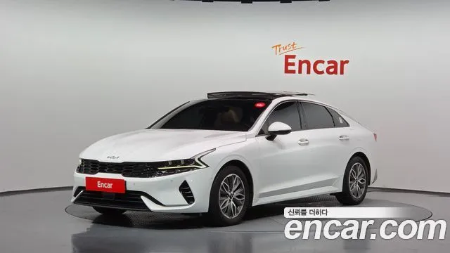 Kia K5 Signature