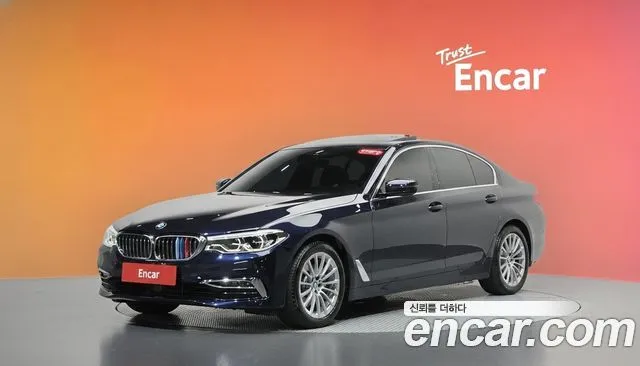BMW 5-Series 520i Luxury