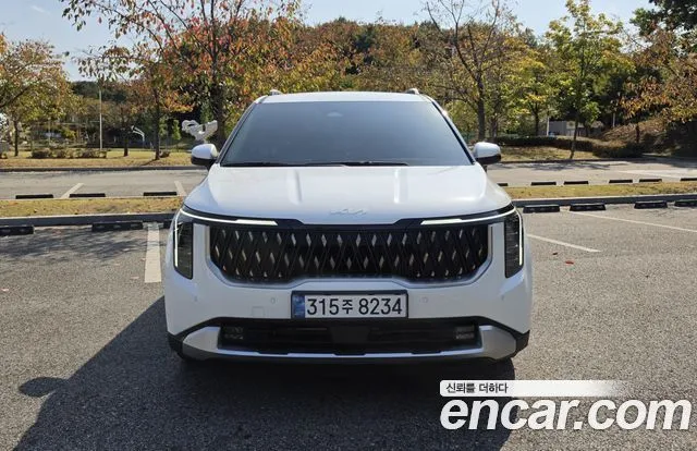 Kia Canival HEV 9 seater Prestige